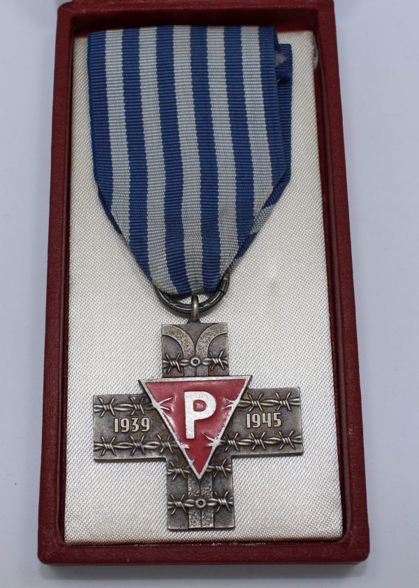 medalla cruz de auschwitz PR