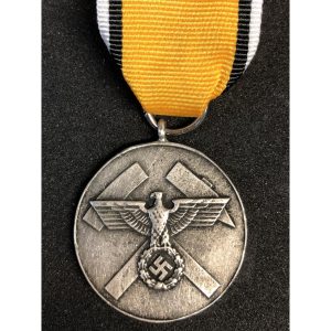 Medalla Mérito Construcción de Trincheras Plata