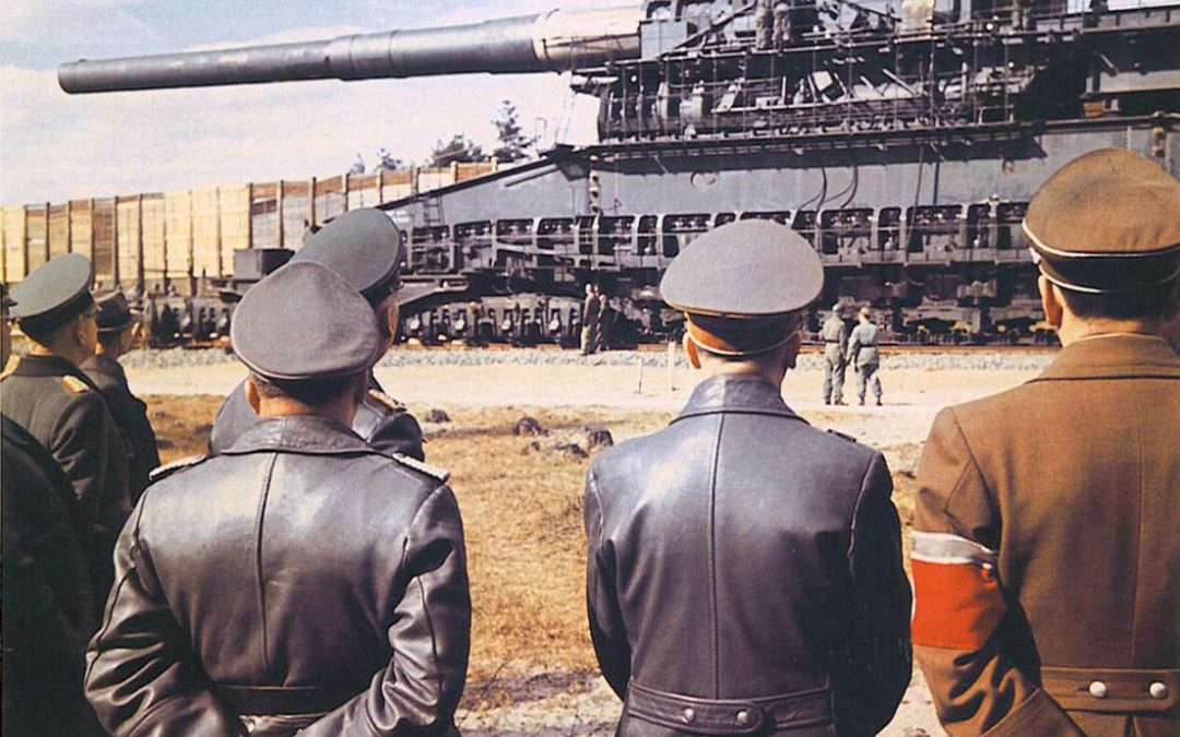 cañón Gustav frente a Hitler