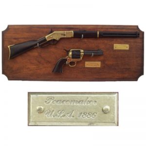 Miniatura rifle revolver Latón